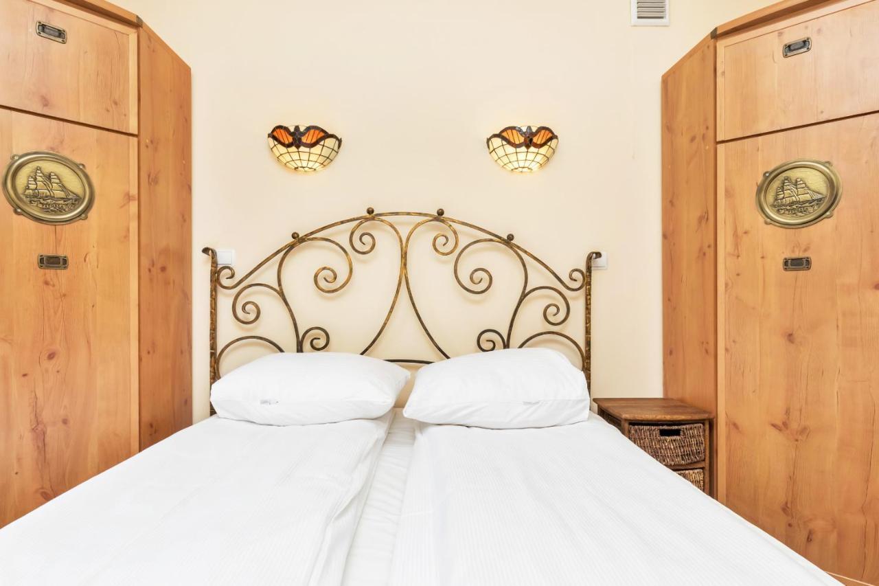 Apartament Na Deptaku Z Parkingiem I Klimatyzacja By Renters Διαμέρισμα Miedzyzdroje Εξωτερικό φωτογραφία